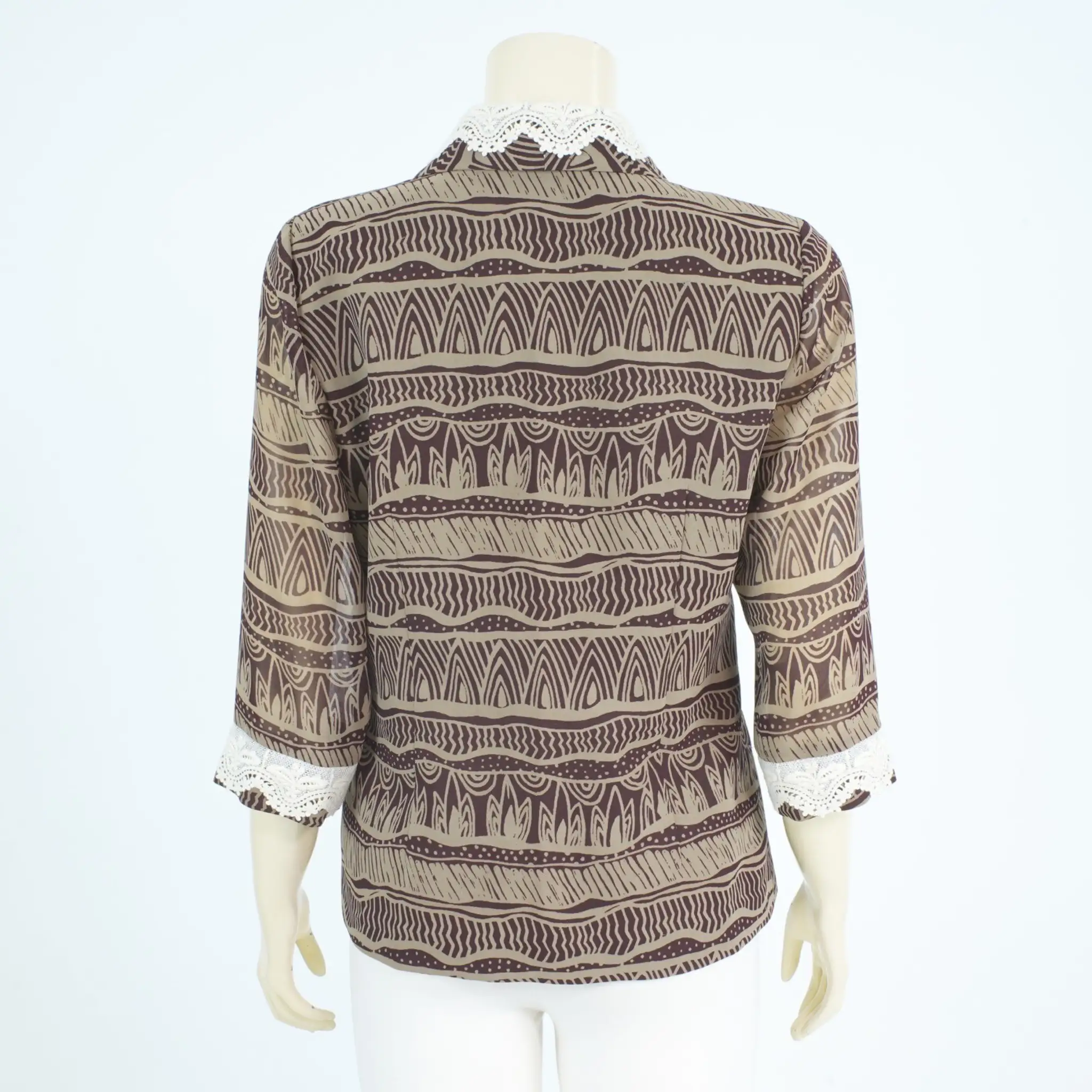 เสื้อเชิ้ตคอปกกล้วยแขน 4 ส่วน ผ้าลายคลื่นโค้งแนวขวาง - Image 3