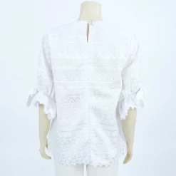 เสื้อคอกลม แขน 3 ส่วน รูดปลายแขนแต่งโบว์ ผ้าปักฉลุลาย - Image 3