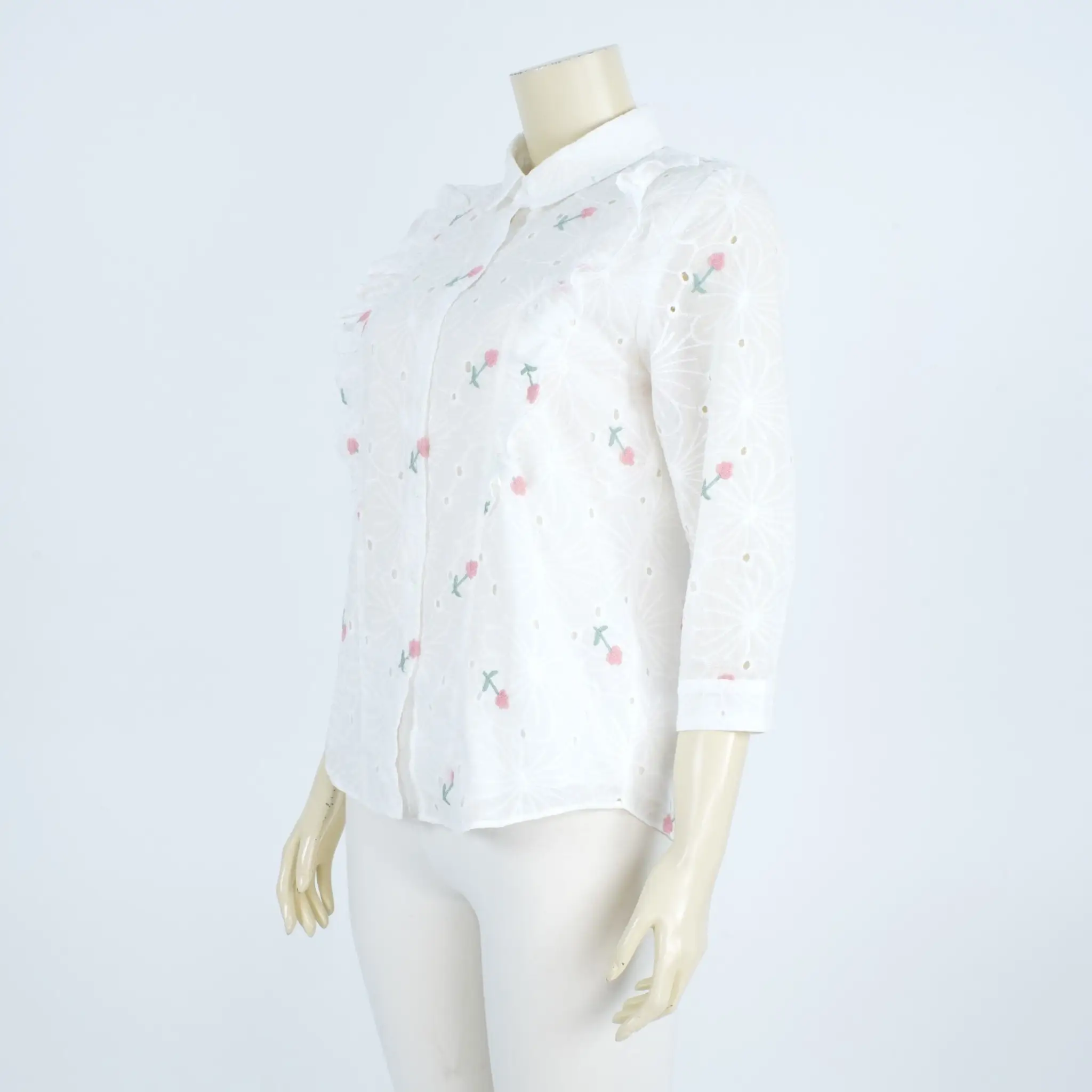 เสื้อเชิ้ต แขนยาว 4 ส่วน ผ้าปักฉลุลายดอกไม้ - Image 3