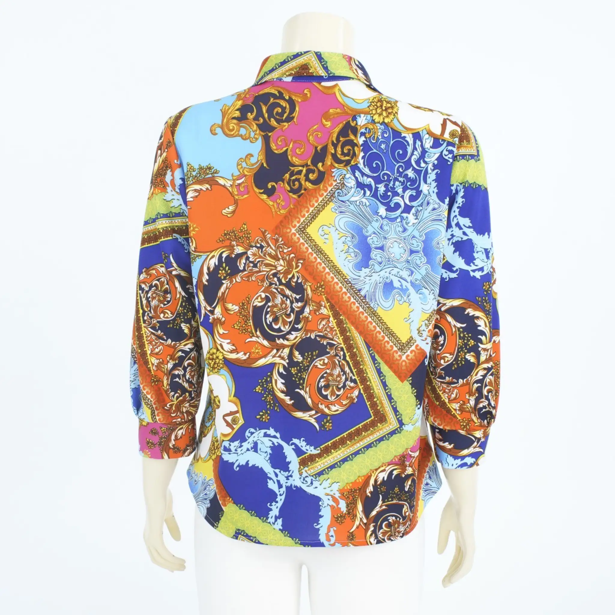 เสื้อเชิ้ตแขน 4 ส่วน เสริมขอบแขน ผ้าคูชั่นลายกราฟิก - Image 3
