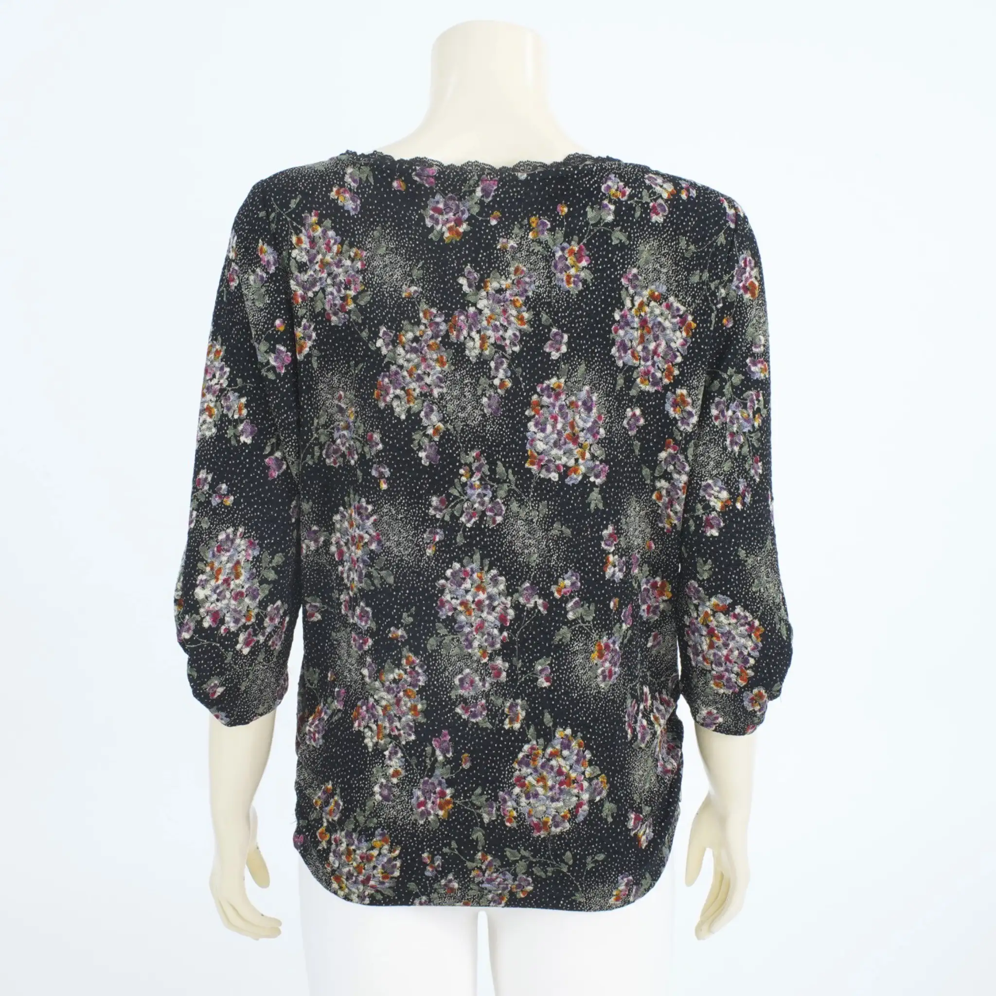 เสื้อคอปาดแขน 3 ส่วนรูดปลายแขนผ้าลายดอกไม้สไตล์สีเพ้นท์ - Image 2