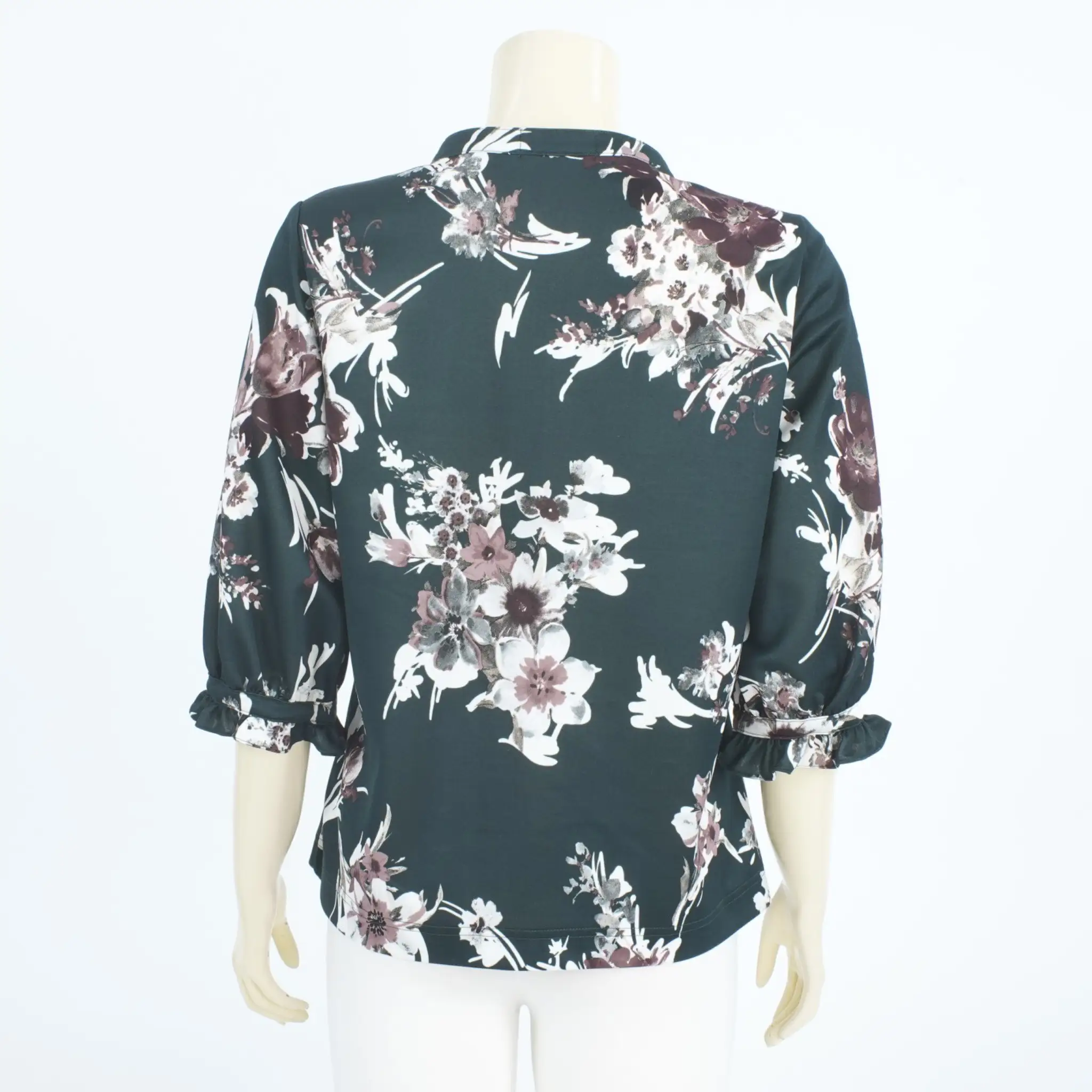 เสื้อคอตั้ง แขน 3 ส่วนปลายแขนระบายผ้าลายดอกชงโค - Image 3