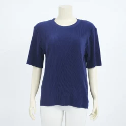 เซตเสื้อคอกลม และเสื้อคอวี  ผ้าอัดพลีทสีพื้น 2 ตัว (สงวนสิทธิ์ในการเลือก) - Image 4