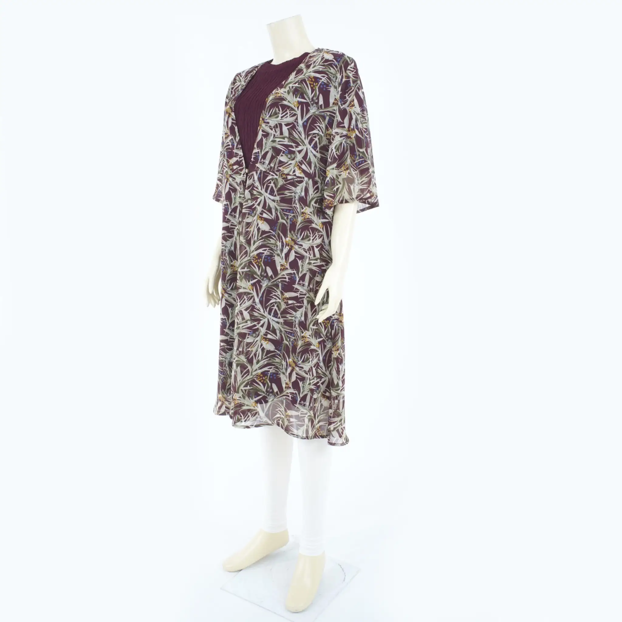 เซตเดรสคอกลม แขนสั้น ผ้ายืดทอลูกฟูก และเสื้อคลุมยาว ผ้าชีฟองลายใบไม้ - Image 2