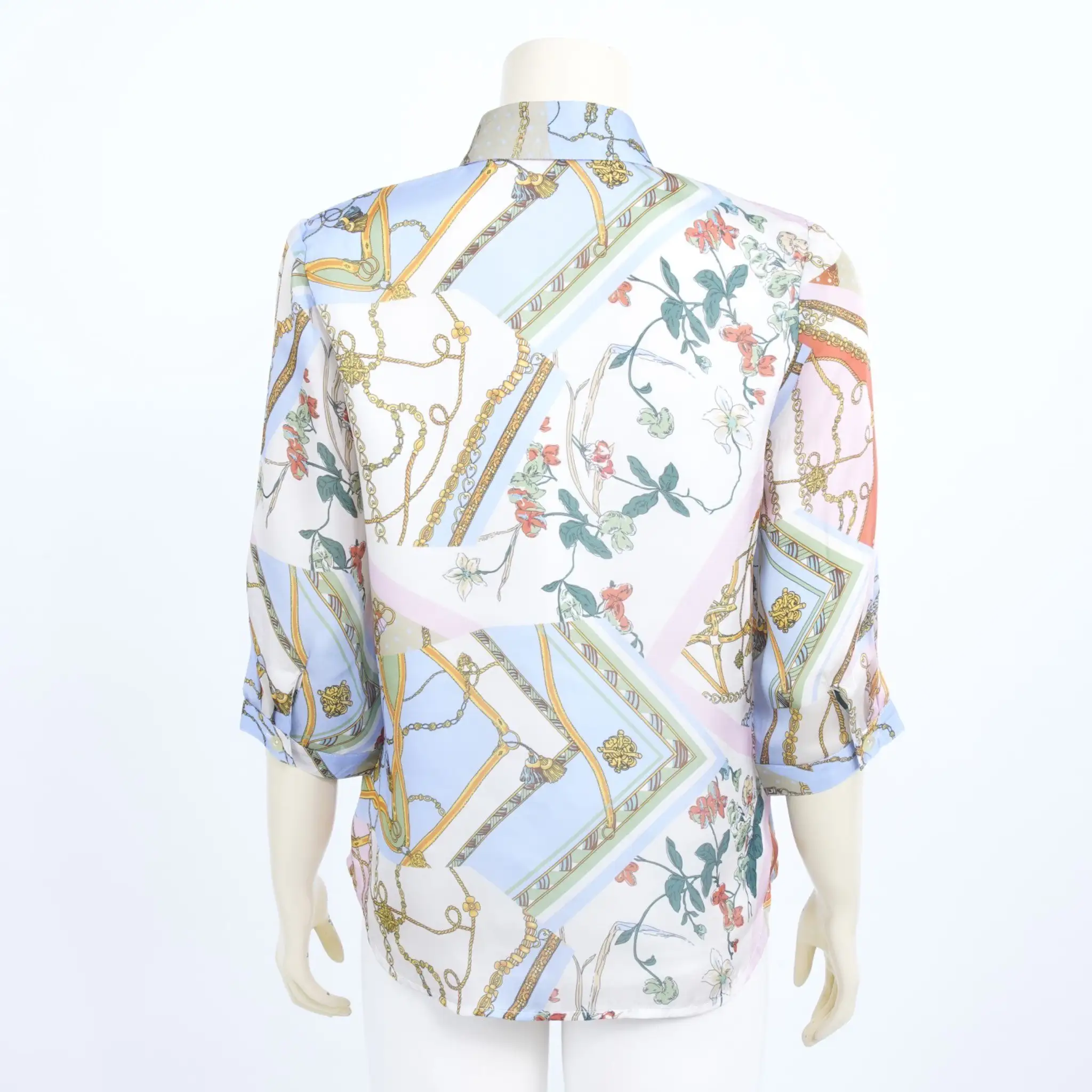 เสื้อเชิ้ต แขน 4 ส่วน ลายดอกไม้และลายโซ่ - Image 2