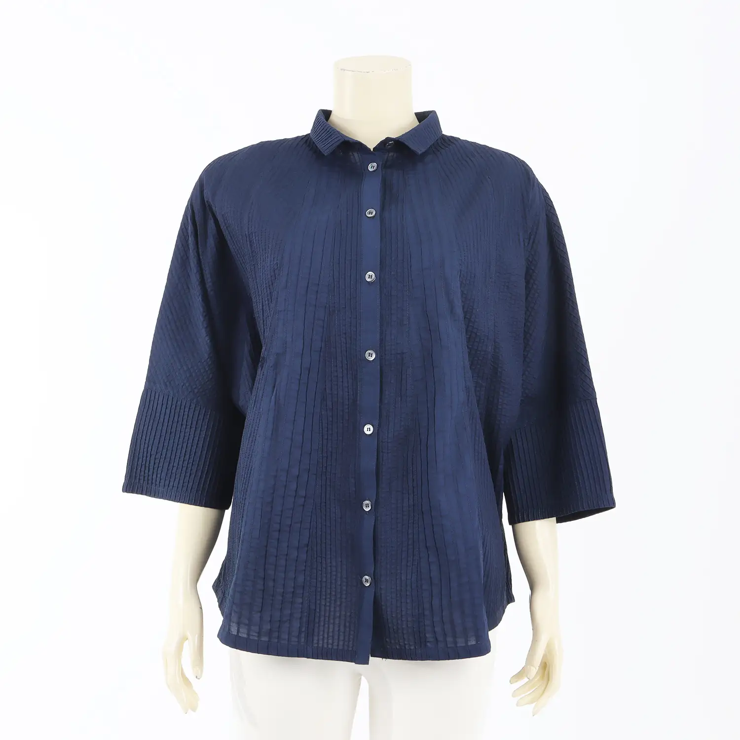 เสื้อเชิ้ตแขนค้างคาว 3 ส่วน ตีเกล็ดแนวดิ่ง - Image 2