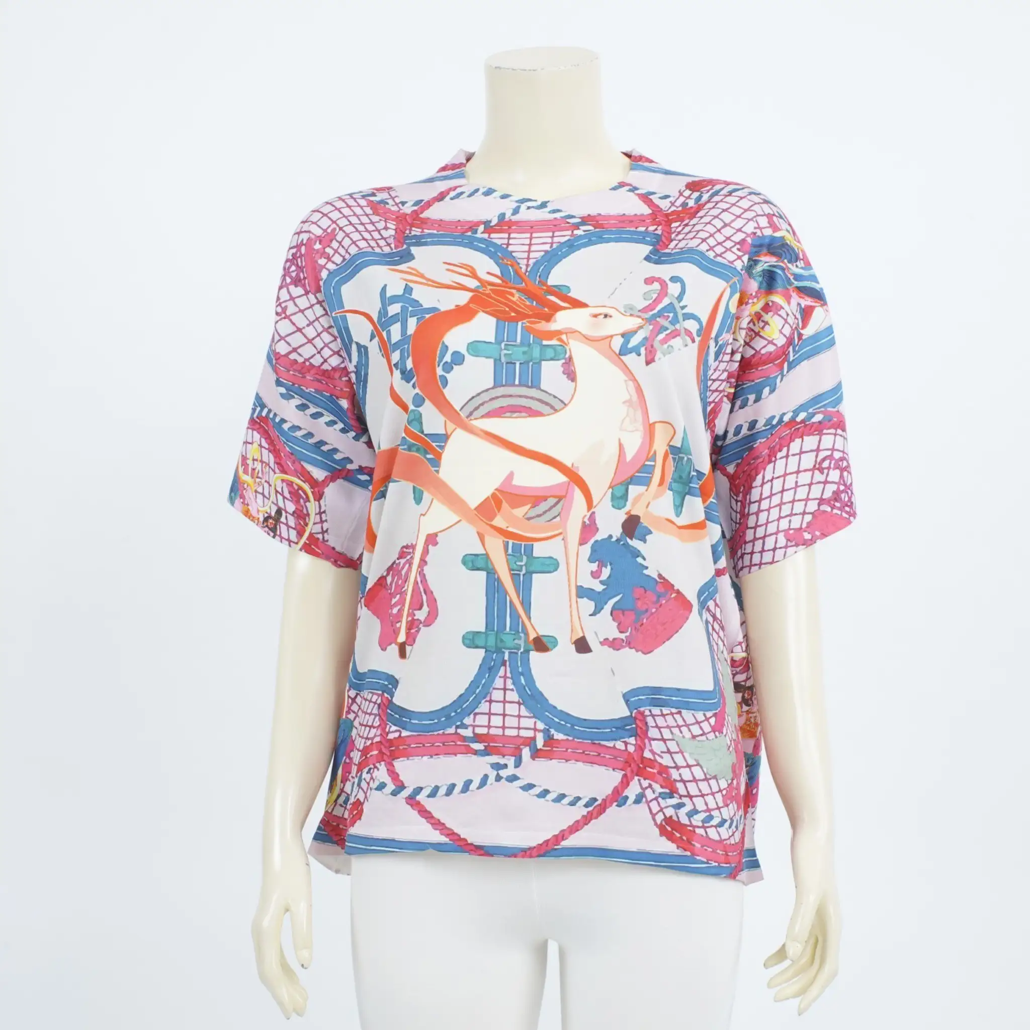 เสื้อคอกลม แขนสั้น ลายกราฟิก - Image 3