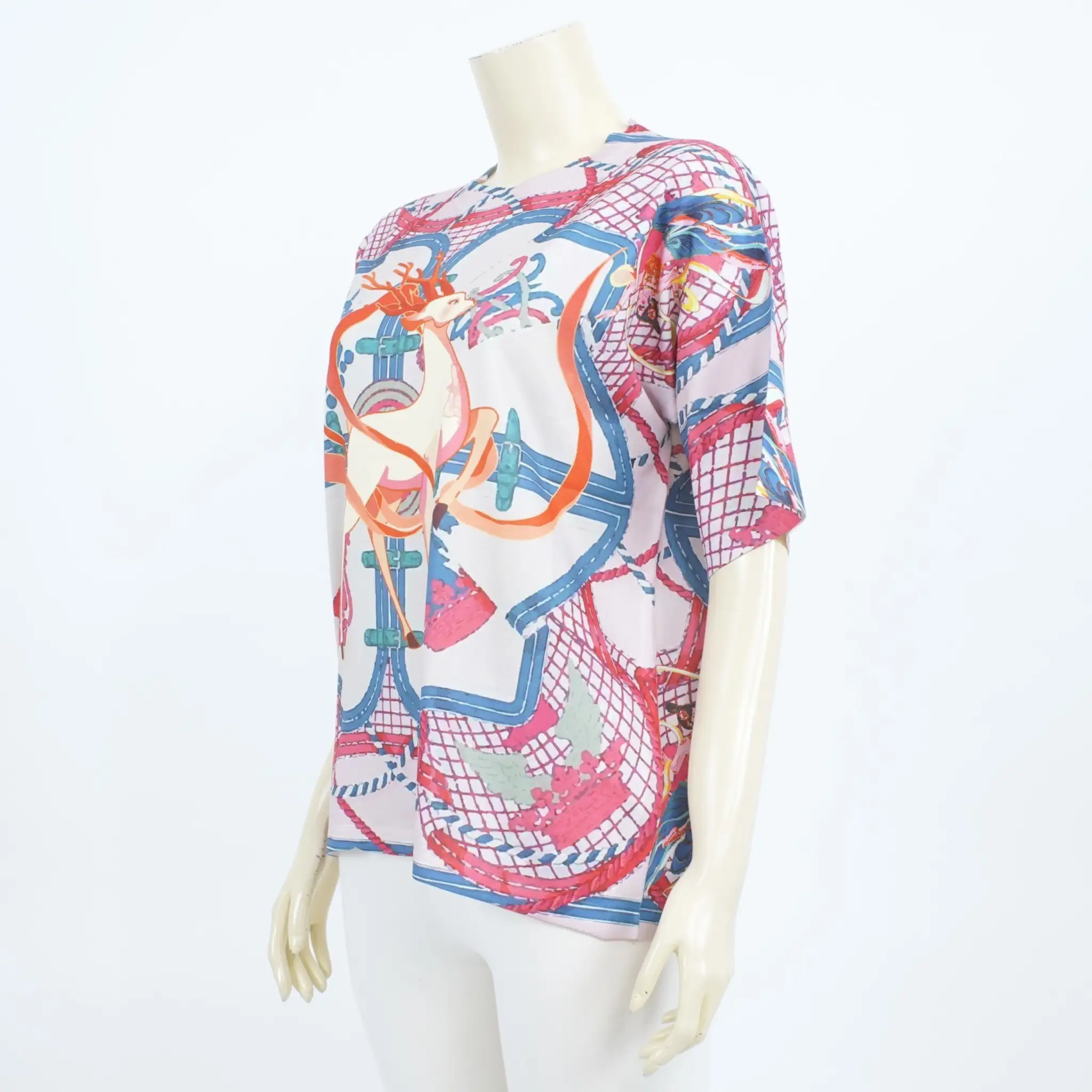 เสื้อคอกลม แขนสั้น ลายกราฟิก - Image 4