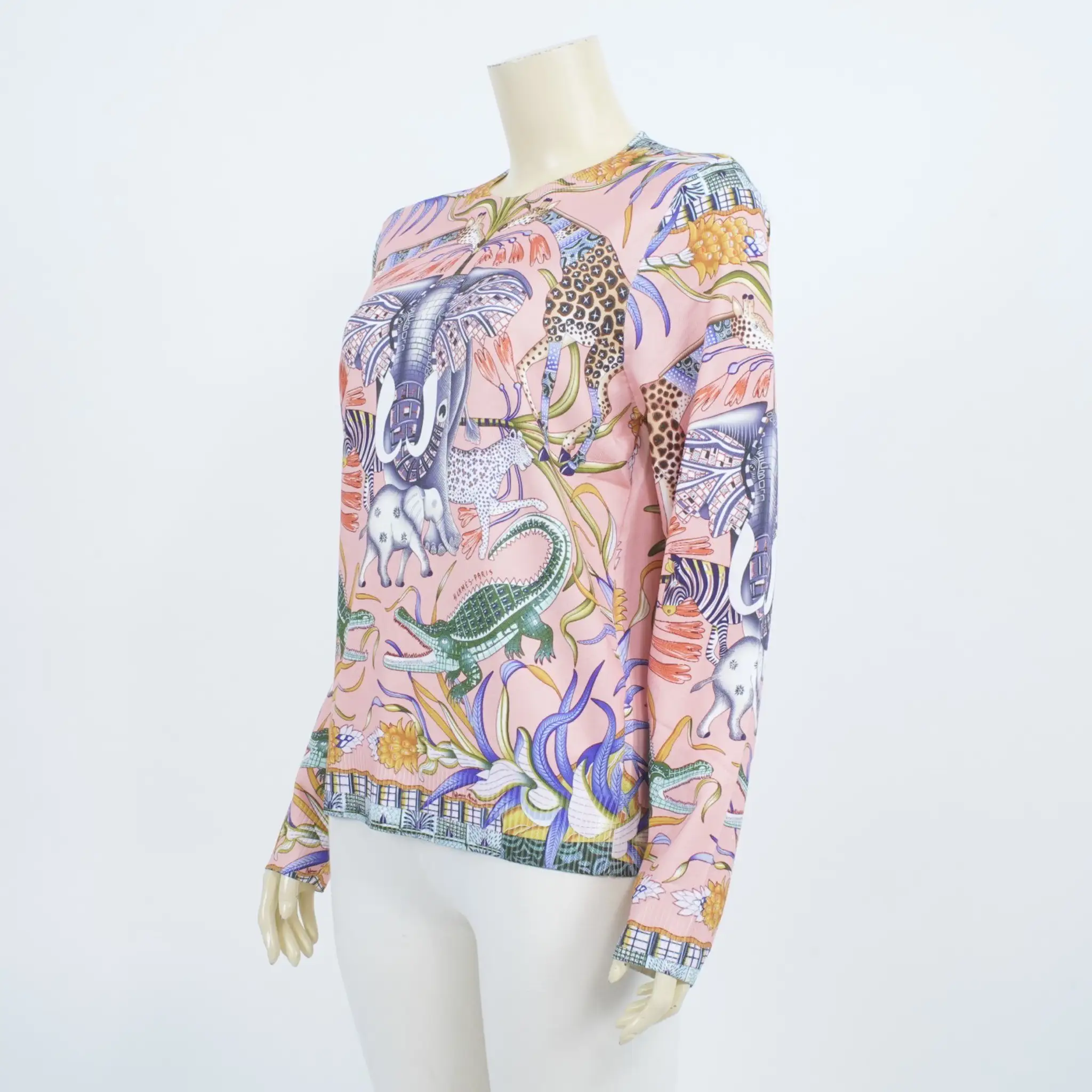 เสื้อคอกลม แขนยาว ผ้าทอเกาหลี ลายกราฟิก - Image 4