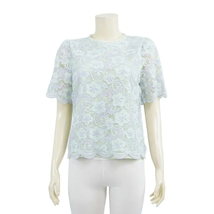 เสื้อคอกลมแขนกระบอกสั้นผ้าลูกไม้ลายดอกไม้สไตล์ทูโทน