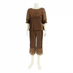 เซตเสื้อคอกลม และกางเกงขาครอป แต่งผ้าลูกไม้ - Image 5