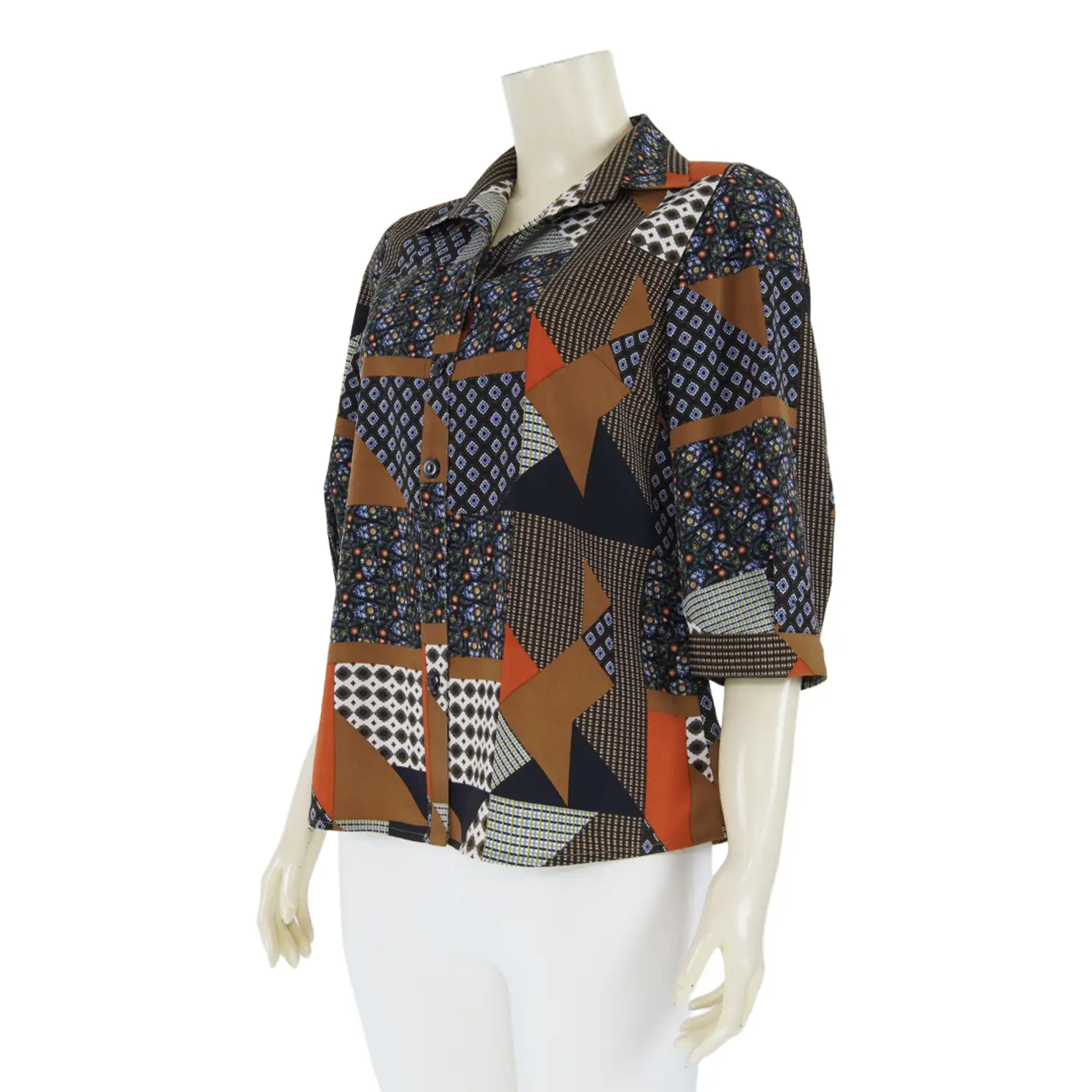 เสื้อเชิ้ตคอปกปีกนก แขน 3 ส่วน ผ้าพีชสกิน ลายกระเบื้องสีน้ำตาล - Image 2