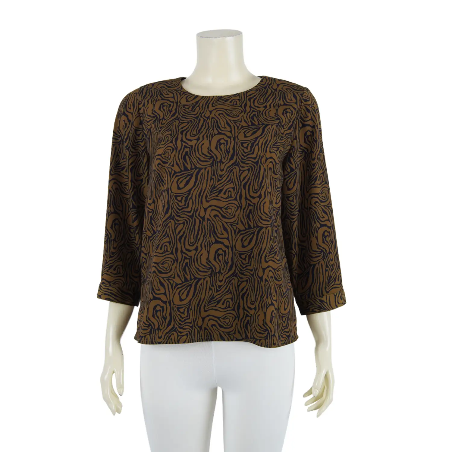 เสื้อคอกลม แขน 4 ส่วน ผ้าพีชสกิน - Image 2
