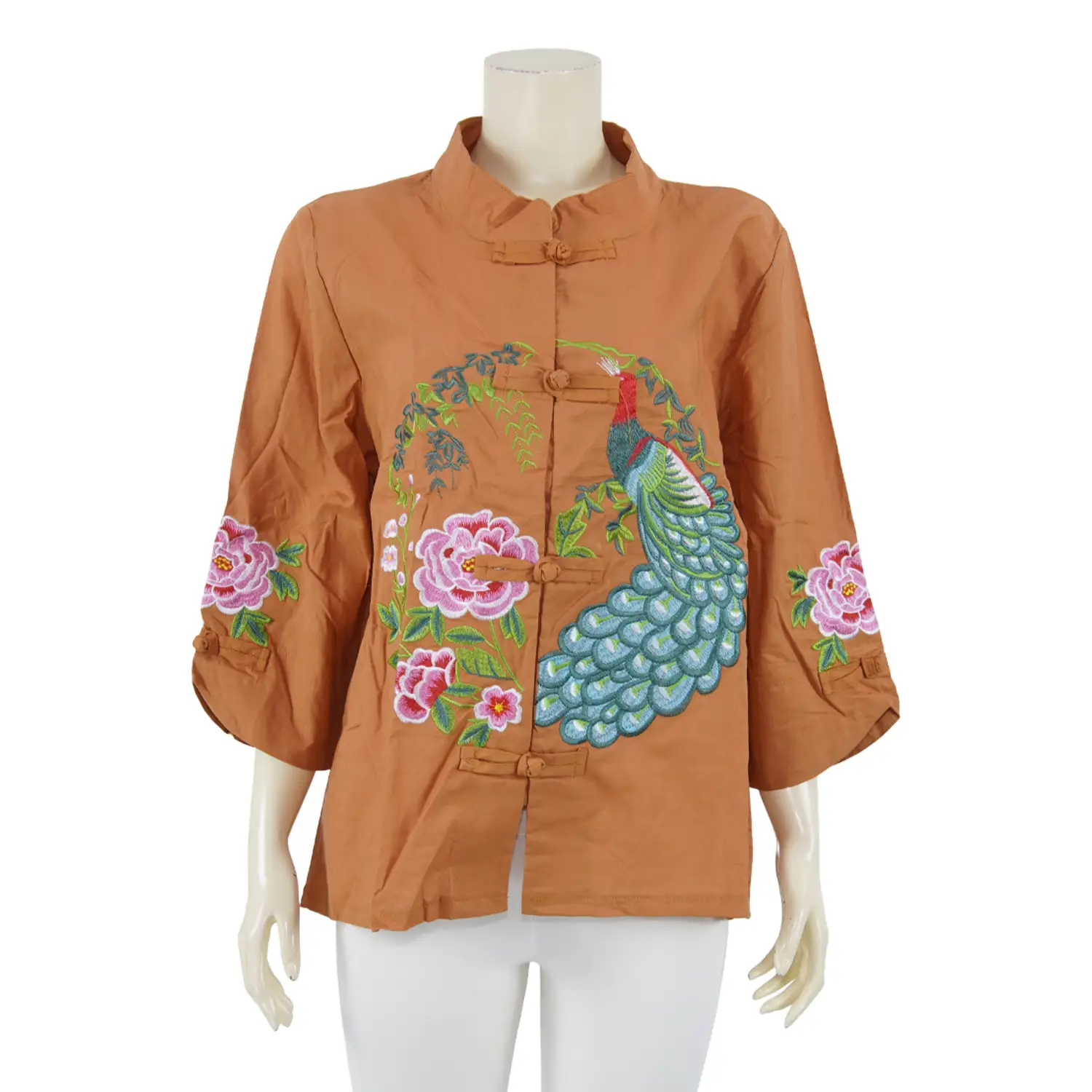 เสื้อคอจีน แขน 4 ส่วน ผ้าลินินผสมผ้าฝ้าย ปักลายนกยูงและดอกไม้ - Image 5