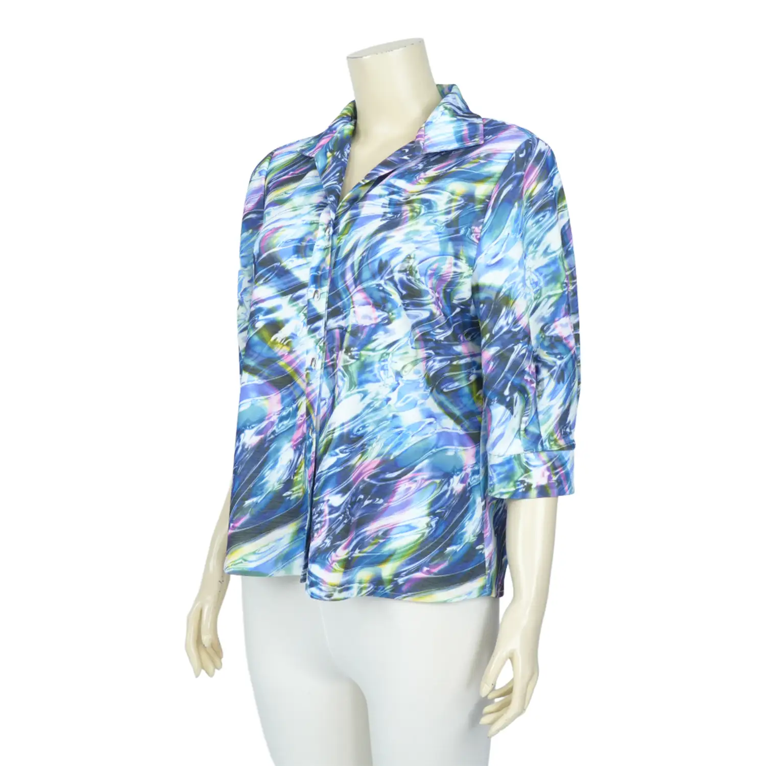 เสื้อเชิ้ตคอปกปีกนก แขน 3 ส่วน ผ้าลายกราฟิก - Image 2