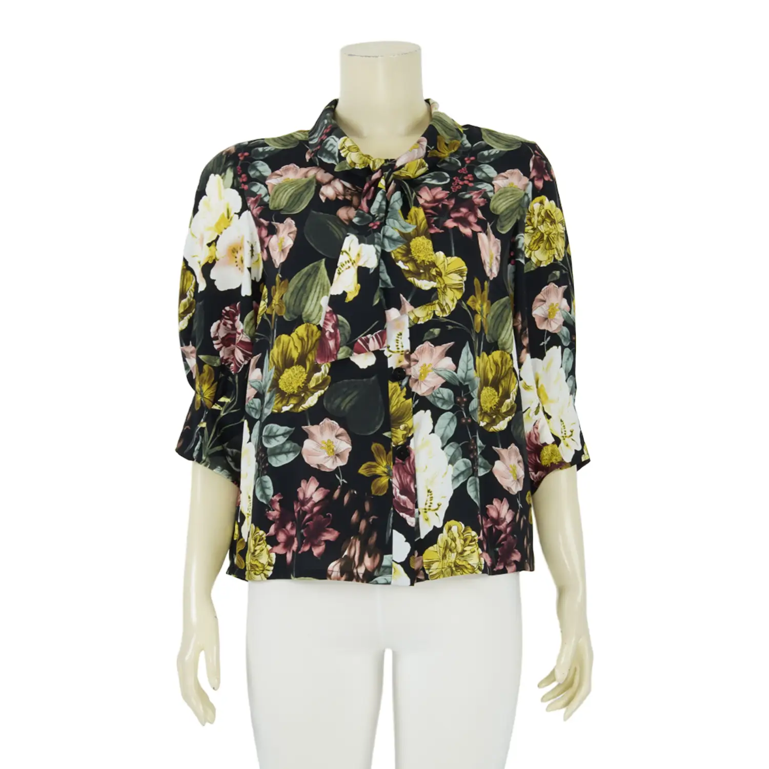 เสื้อคอกลม แต่งโบว์ แขน 3 ส่วน ผ้าพีชสกินลายดอกไม้ - Image 5