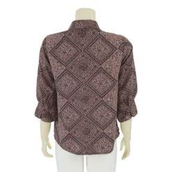 เสื้อคอกลม แต่งโบว์ แขน 3 ส่วน  ผ้าพีชสกินลายไทย - Image 3