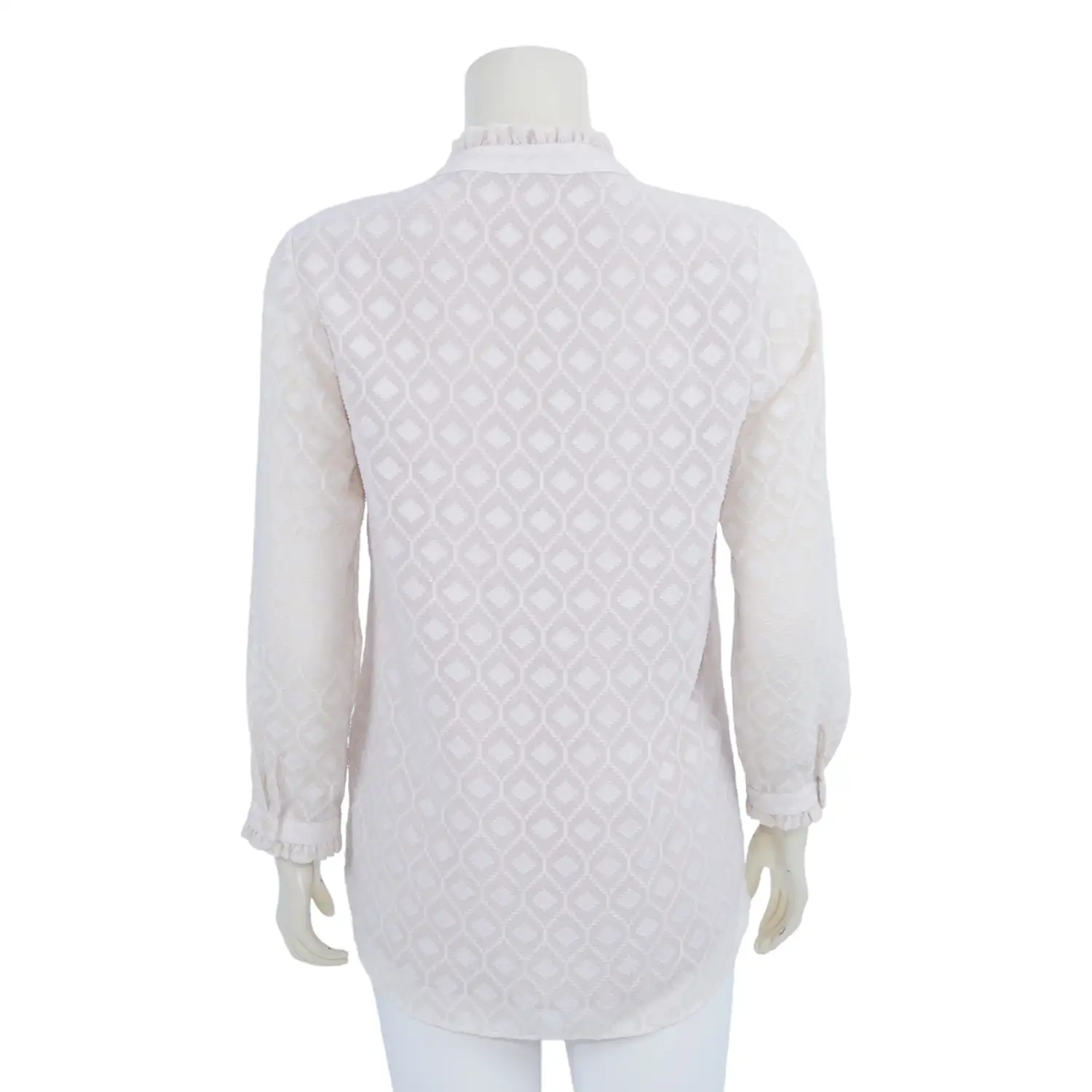 เสื้อคอกลม แต่งระบายแขนยาว ผ้าเบิร์นเอ้าท์ - Image 3