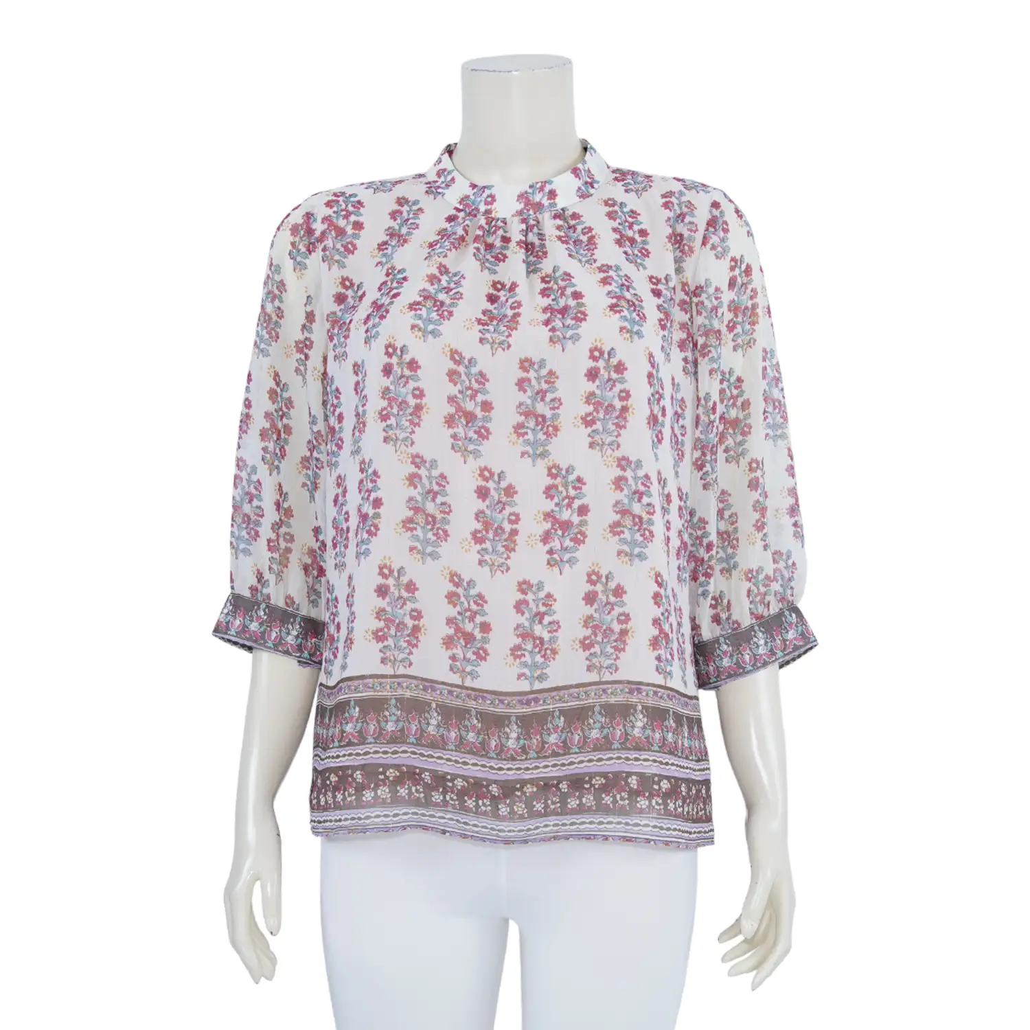เสื้อคอกลม แขน 4 ส่วน ผ้าลายดอกไม้