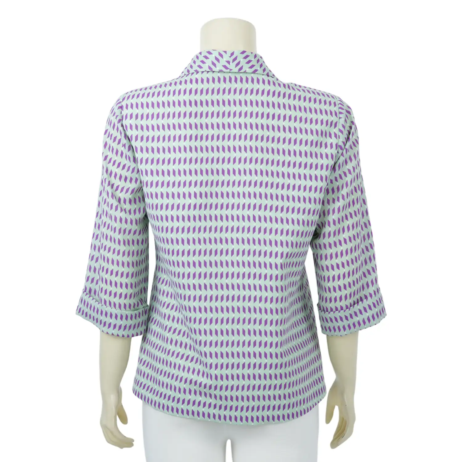 เสื้อเชิ้ตแขน 3 ส่วน ผ้าชีฟองสีเขียว พิมพ์ลายกราฟิก - Image 3