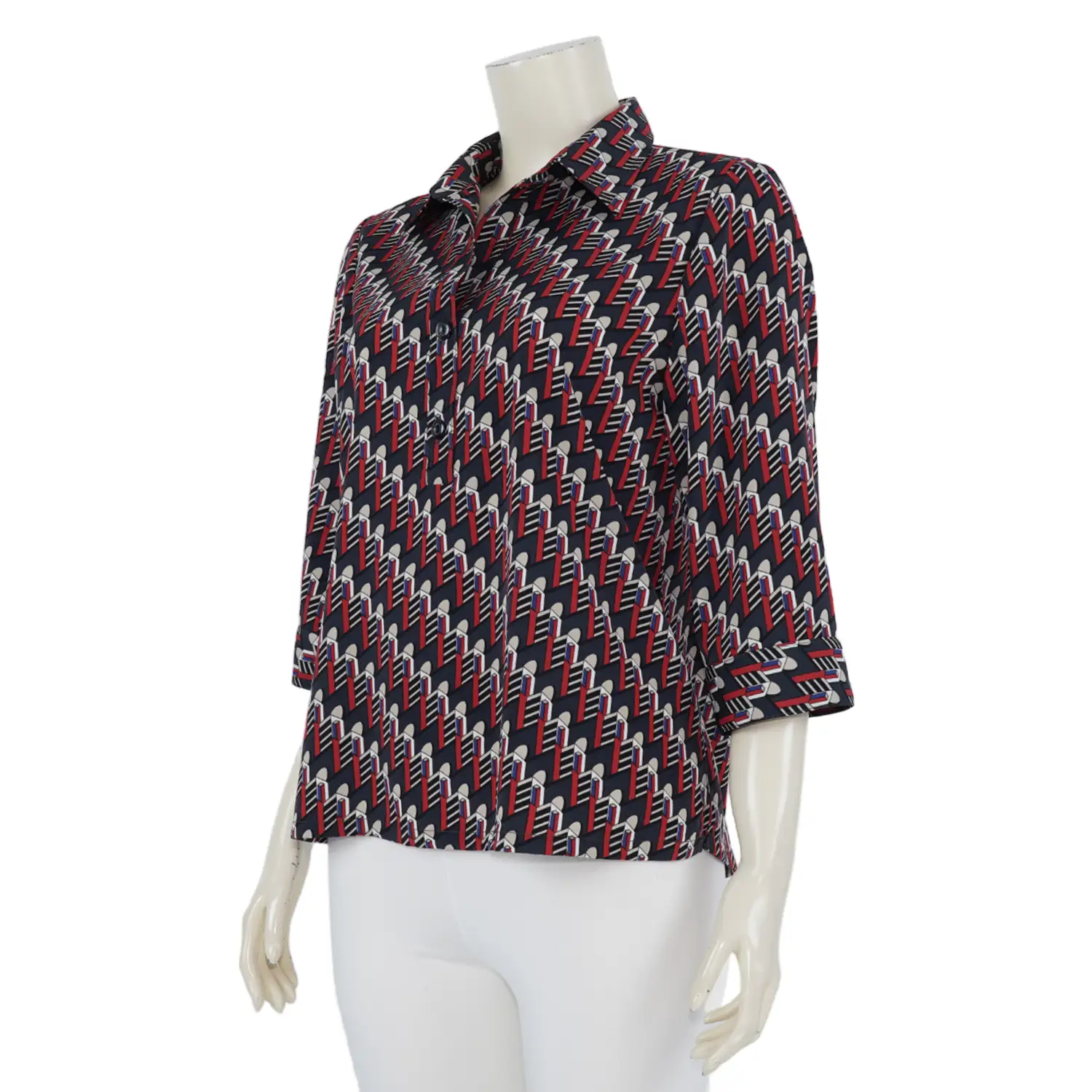 เสื้อเชิ้ต ผ่าคอด้านหน้า แขนกระบอก 3 ส่วน ผ้าพีชสกินพิมพ์ลาย - Image 2