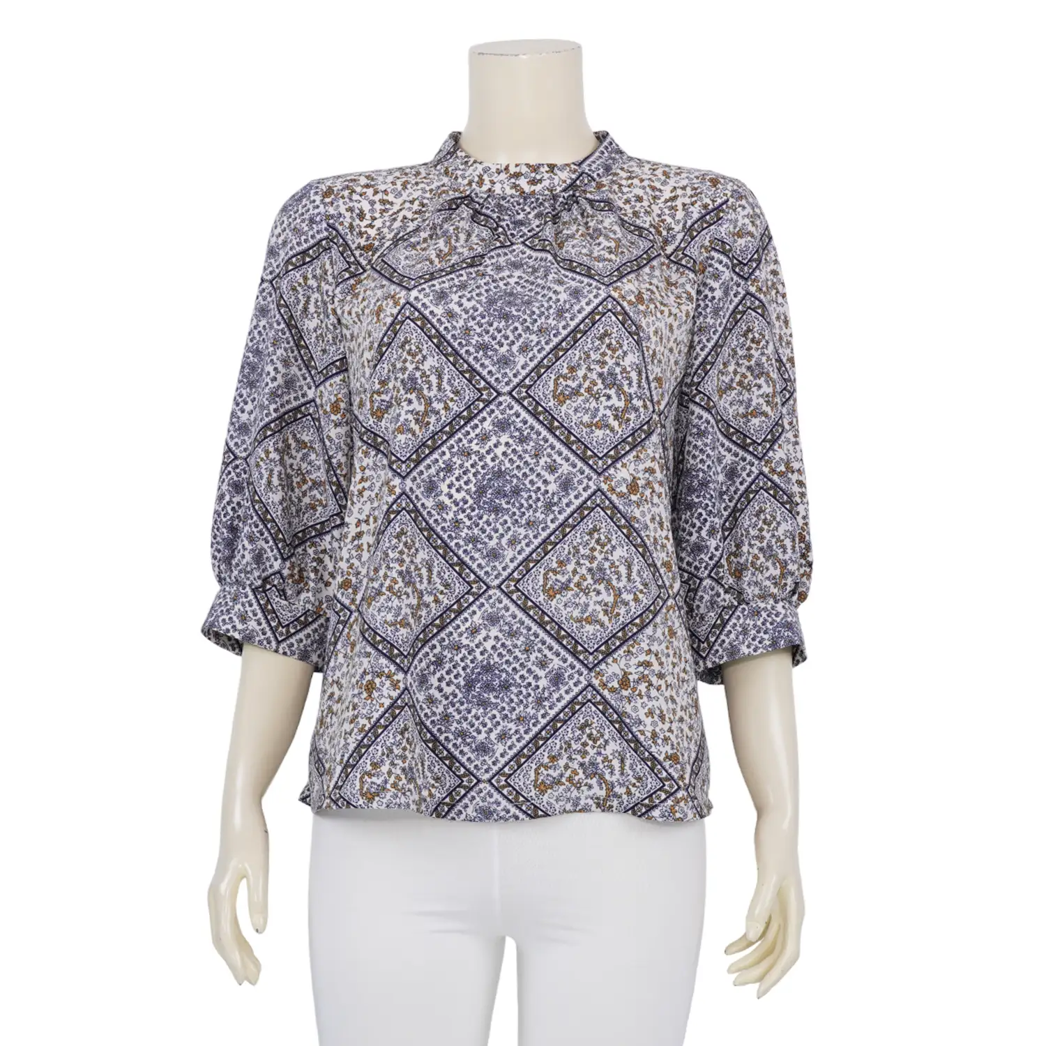 เสื้อคอตั้ง แขน 3 ส่วน ผ้าพีชสกินพิมพ์ลายวินเทจ - Image 2