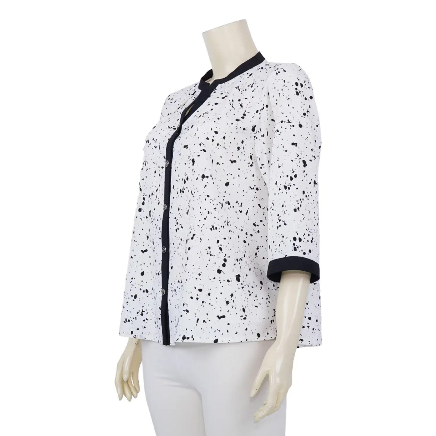 เสื้อคอกลม ผ่าหน้า แขน 3 ส่วน ผ้าพีชสกิน ลายเพ้นท์ - Image 2