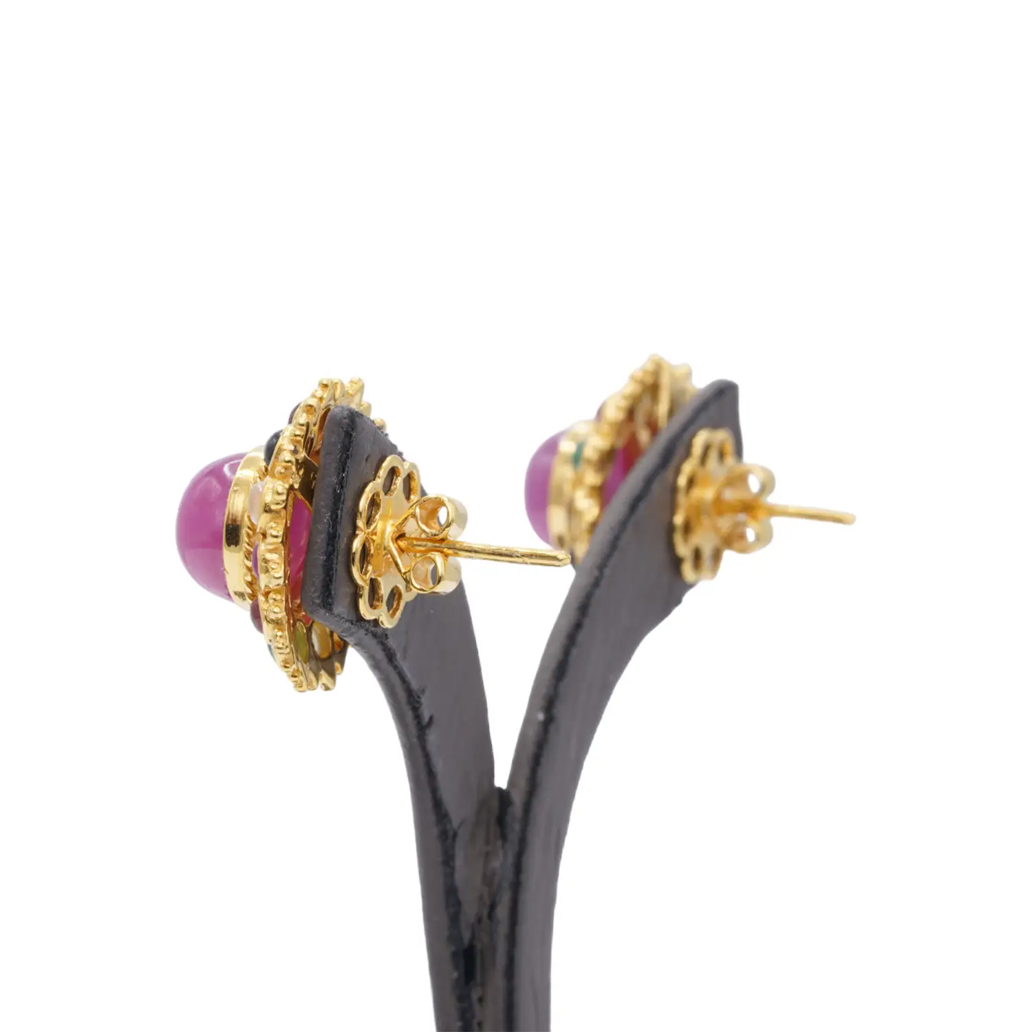 ต่างหูเงิน925 ชุบทอง24K ประดับทับทิมทรงกลม และอัญมณีหลากชนิด - Image 3