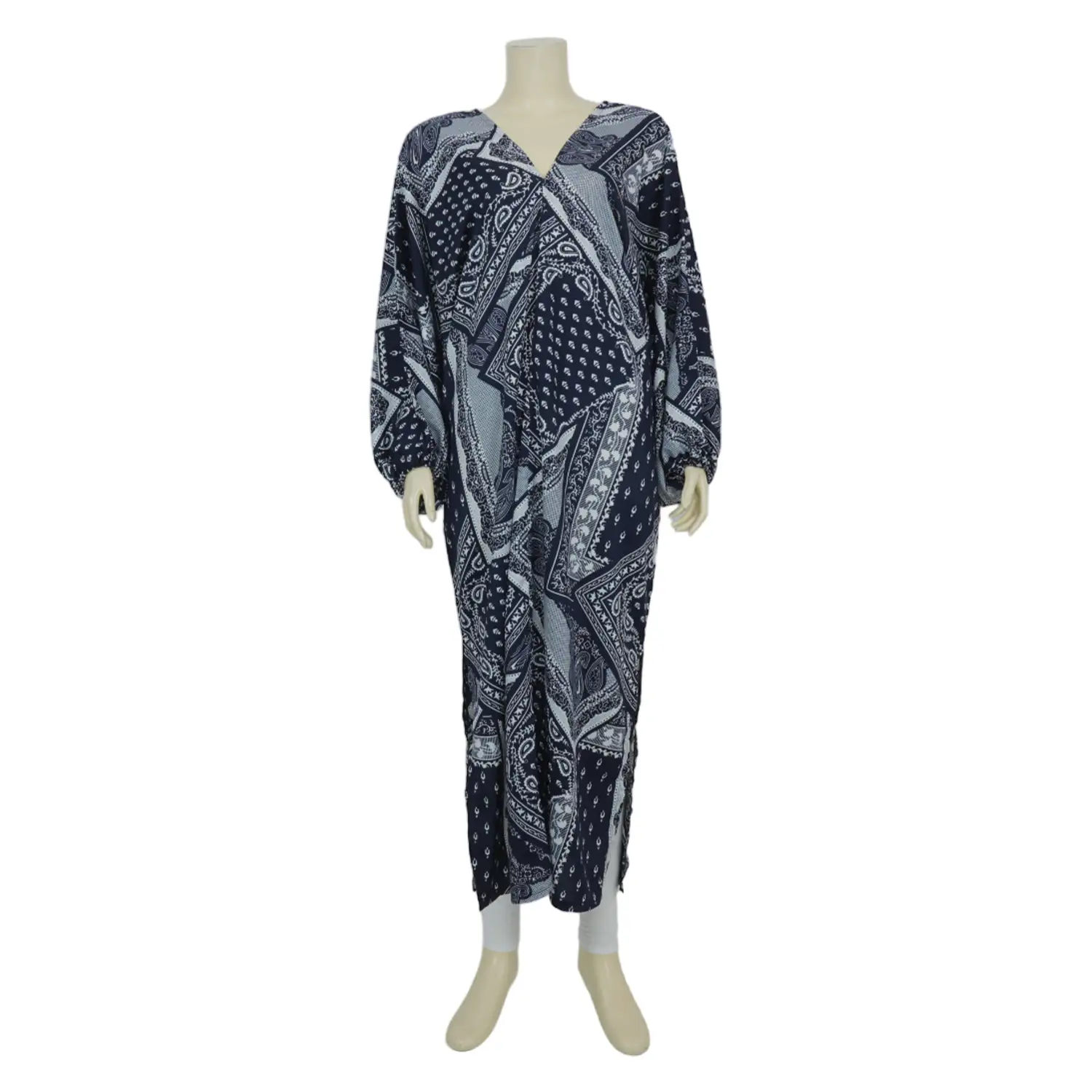 เดรสคอวี แขนพอง ลาย Navy Paisley