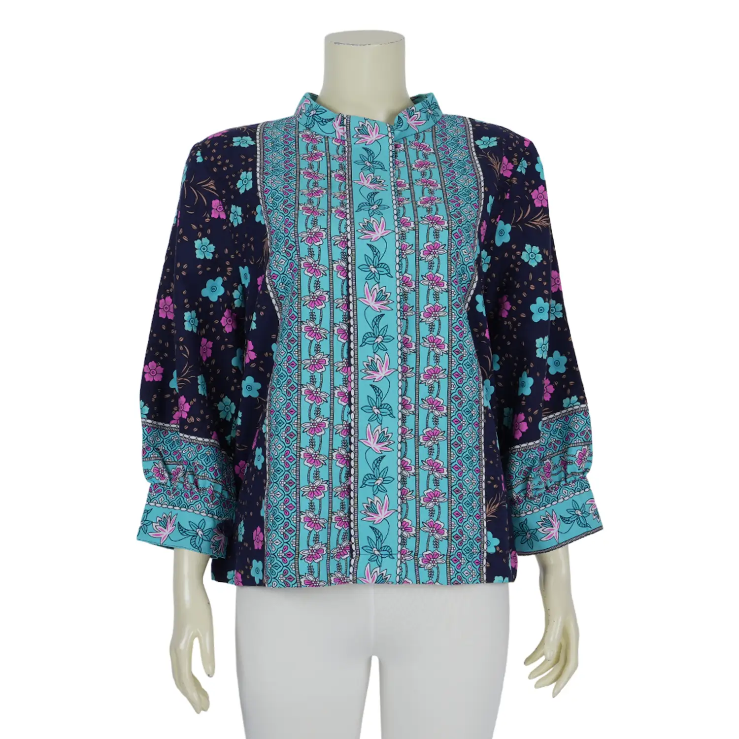 เสื้อคอปีน แขน 4 ส่วนผ้าปาเต๊ะ ลายดอกซากุระ - Image 2