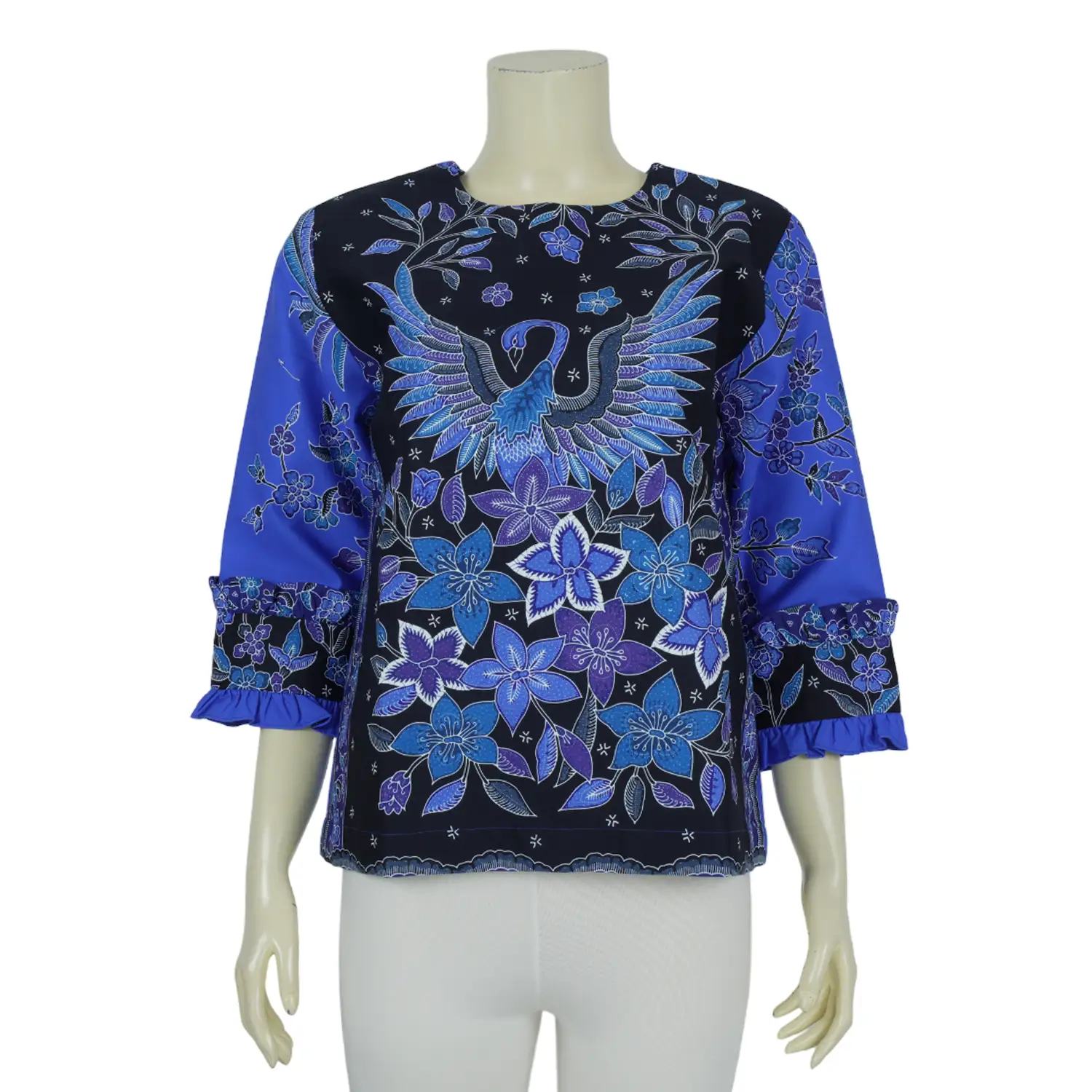 เสื้อคอกลม แขน 3 ส่วนผ้าปาเต๊ะลายนกปักษาสวรรค์
