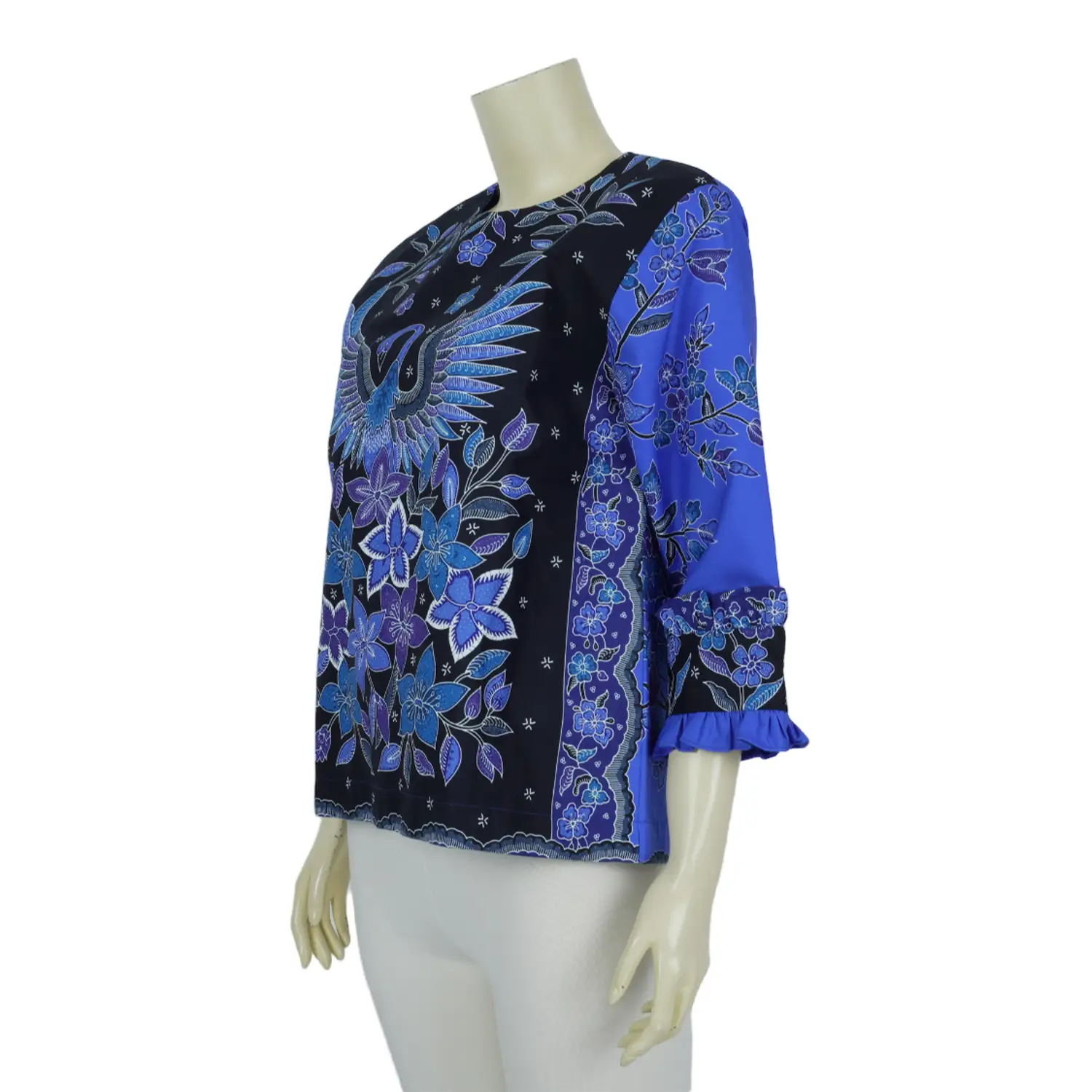 เสื้อคอกลม แขน 3 ส่วนผ้าปาเต๊ะลายนกปักษาสวรรค์ - Image 2