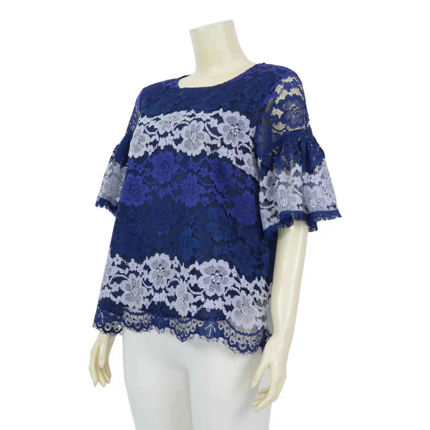 เสื้อคอกลมผ้าลูกไม้ แขนสั้นทรงกระดิ่ง - Image 2