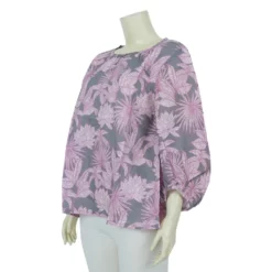 เสื้อคอกลม แขน 4 ส่วน ลายดอกไม้โทนสีชมพู - Image 2