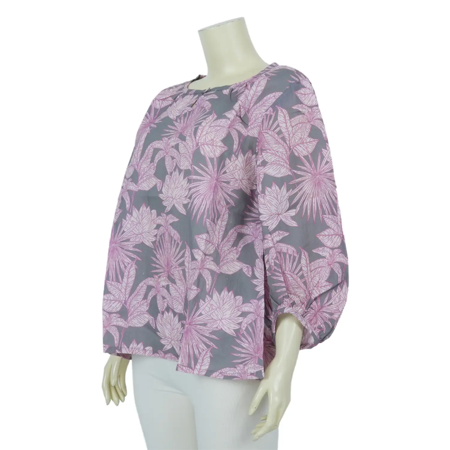 เสื้อคอกลม แขน 4 ส่วน ลายดอกไม้โทนสีชมพู - Image 2