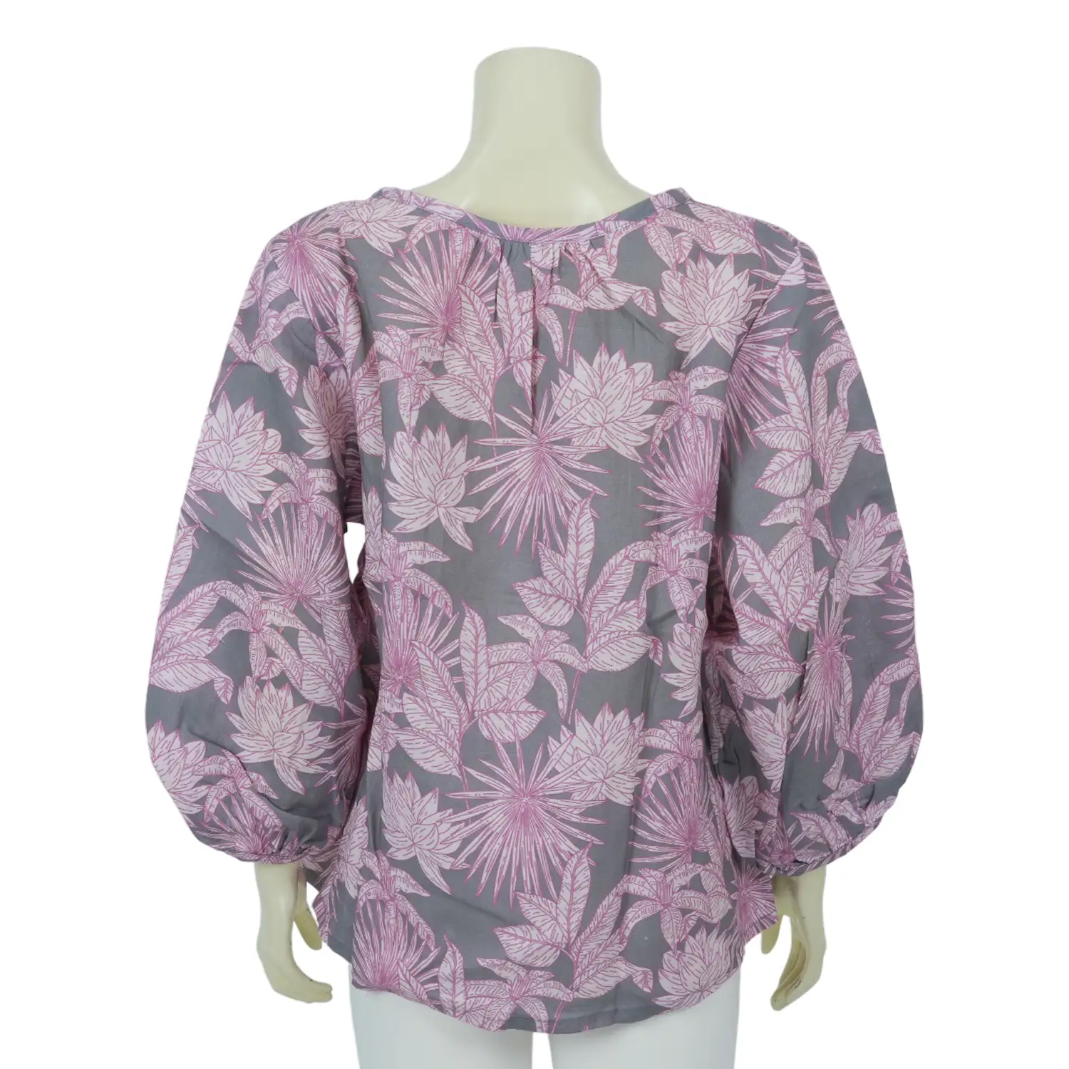 เสื้อคอกลม แขน 4 ส่วน ลายดอกไม้โทนสีชมพู - Image 3