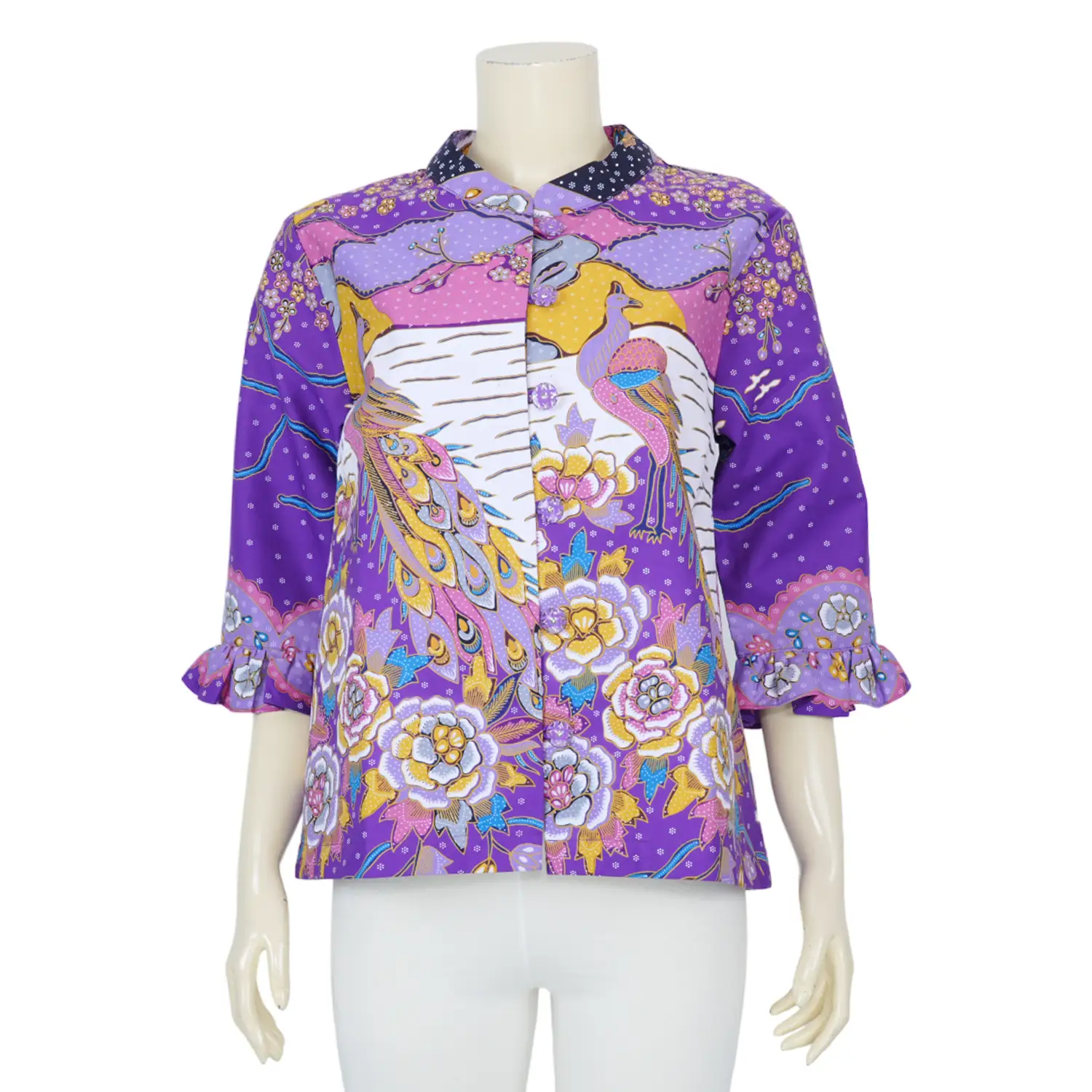 เสื้อสตรีคอปีนแขน 4 ส่วน ผ้าปาเต๊ะ ลายนกยูง