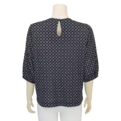 เสื้อสตรีคอกลม แขน 3 ส่วน แต่งผ้าลูกไม้สไตล์วินเทจ - Image 3