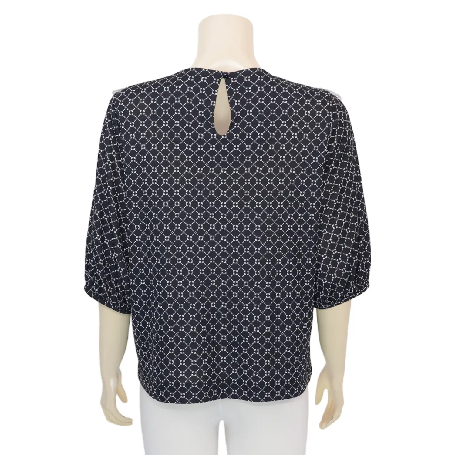 เสื้อสตรีคอกลม แขน 3 ส่วน แต่งผ้าลูกไม้สไตล์วินเทจ - Image 3