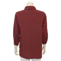 เสื้อเชิ้ต แขน 4 ส่วน ผ้าพีชสกิน ลายกราฟิก - Image 3