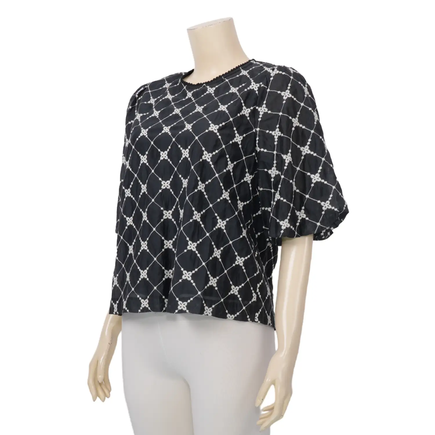 เสื้อคอกลม แขนพองยาว 3 ส่วน แต่งลูกไม้ - Image 2