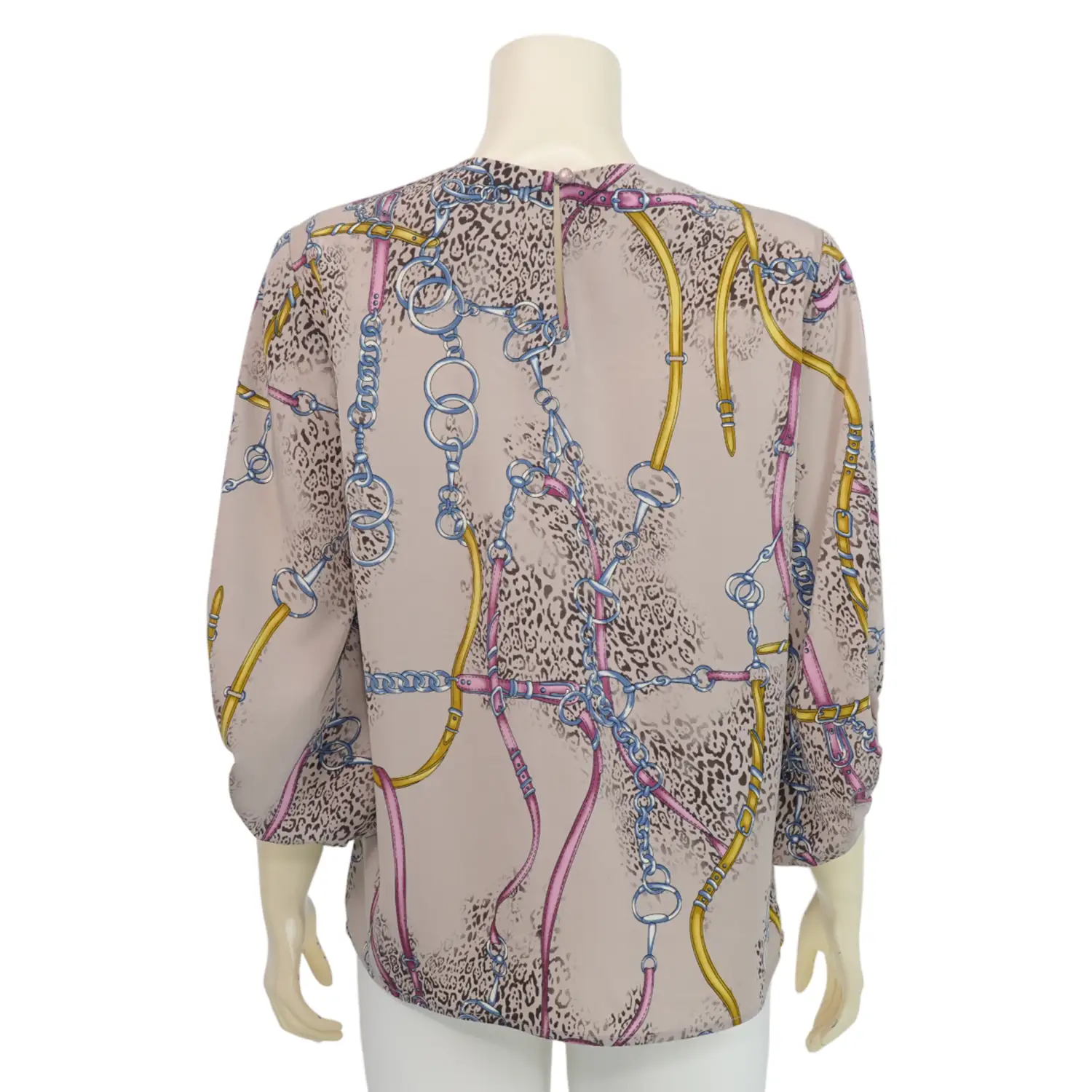 อะมิร่า เสื้อคอกลม ผ้าพีชสกิน แขนสั้น รูดปลายแขนพอง - Image 3