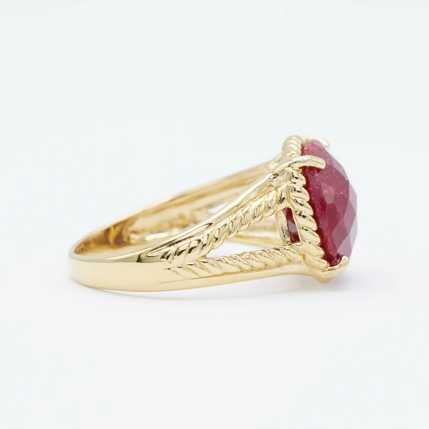 แหวนเงิน925 ชุบทอง18K ประดับคอรันดัมสีแดง - Image 3