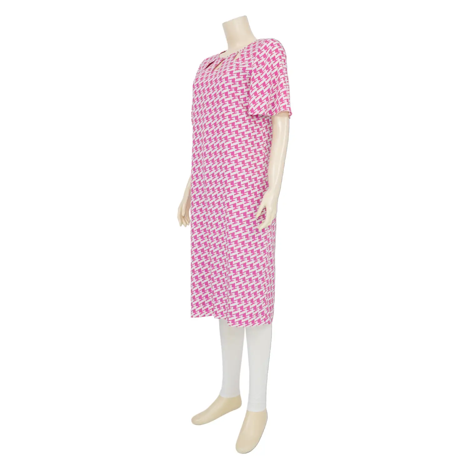 วารอนนิก้า เดรสคอกลม แขนกระดิ่ง ผ้าพีชสกินสีชมพู ลาย Houndstooth - Image 2