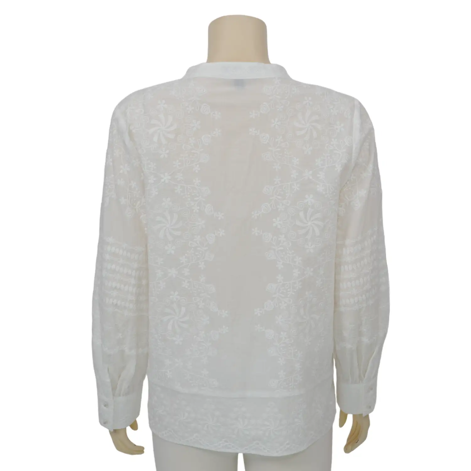 เบคกี้ รัสเซล เสื้อคอตั้ง ผ่าหน้าคอวี แขนพองยาว 5 ส่วน สีขาวนวล - Image 3