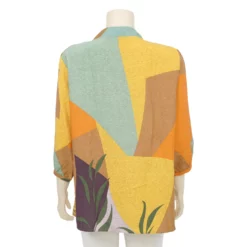 จิณณ์ณิชา ซิกเนเจอร์ เสื้อเบลาส์คอตั้ง แขนยาว  ลาย The Road to Spring - Image 5