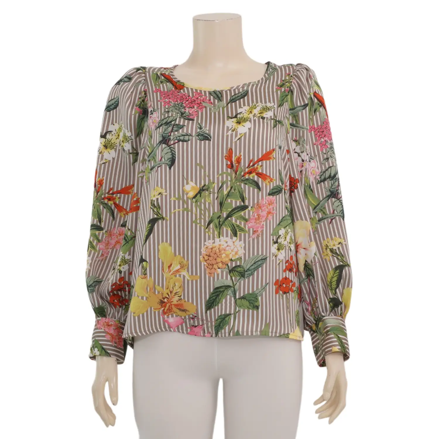 เบคกี้ รัสเซล เสื้อเบลาส์คอปาด แขนพองยาว 5 ส่วน ผ้าซาตินลายดอกไม้ - Image 3