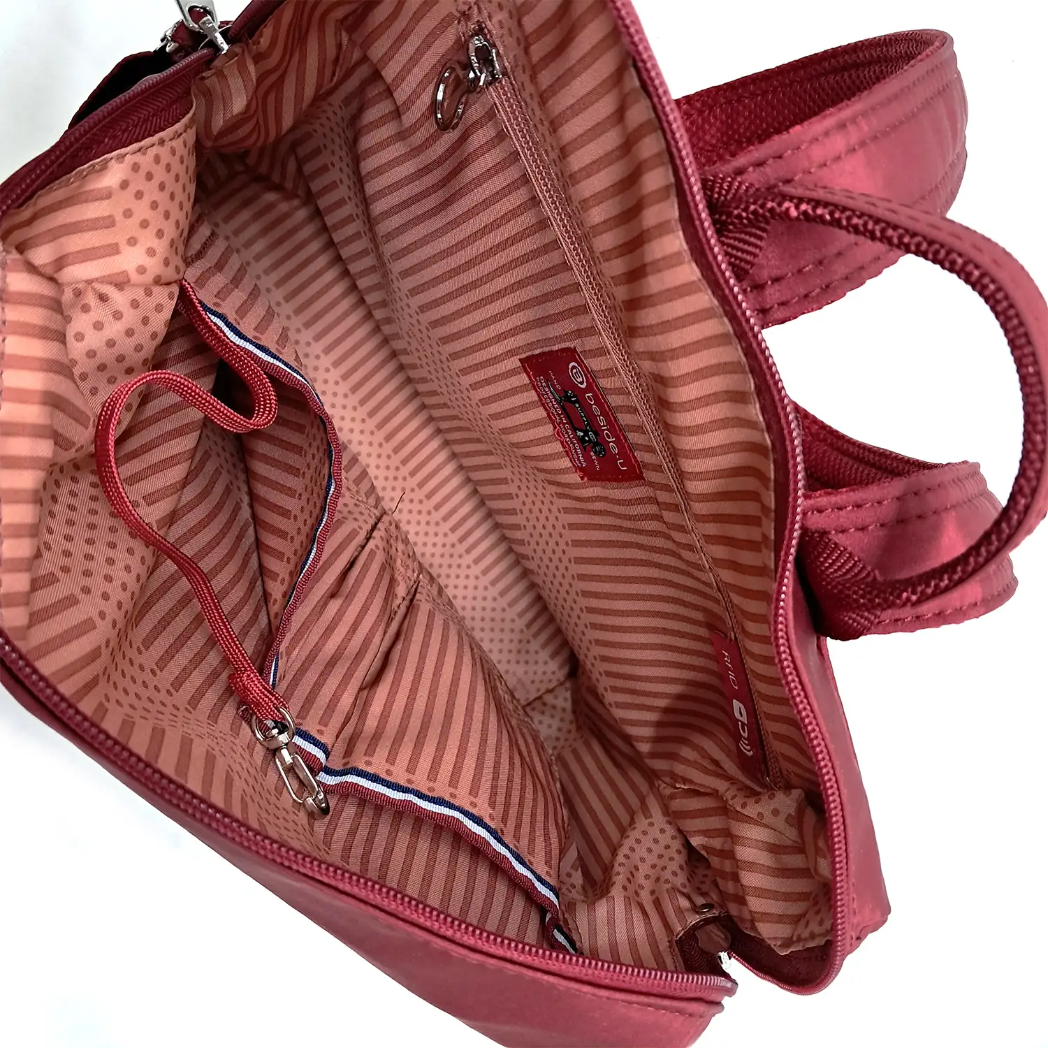 บีไซด์ ยู กระเป๋าเป้ทรงสี่เหลี่ยม รุ่น Pleated Backpack - Image 8