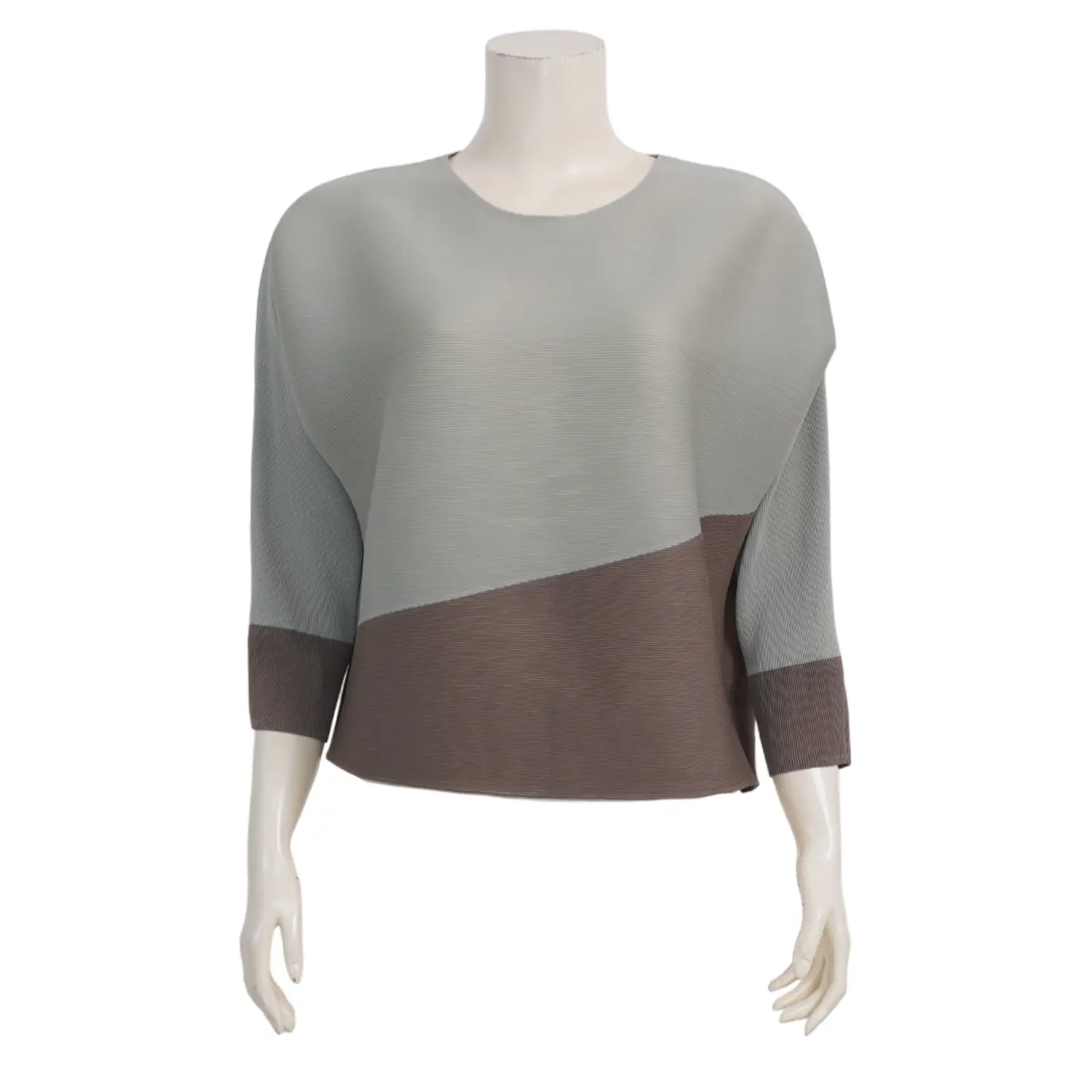 ลลินา เสื้อพลีท คอกลม แขน 5 ส่วน - Image 4