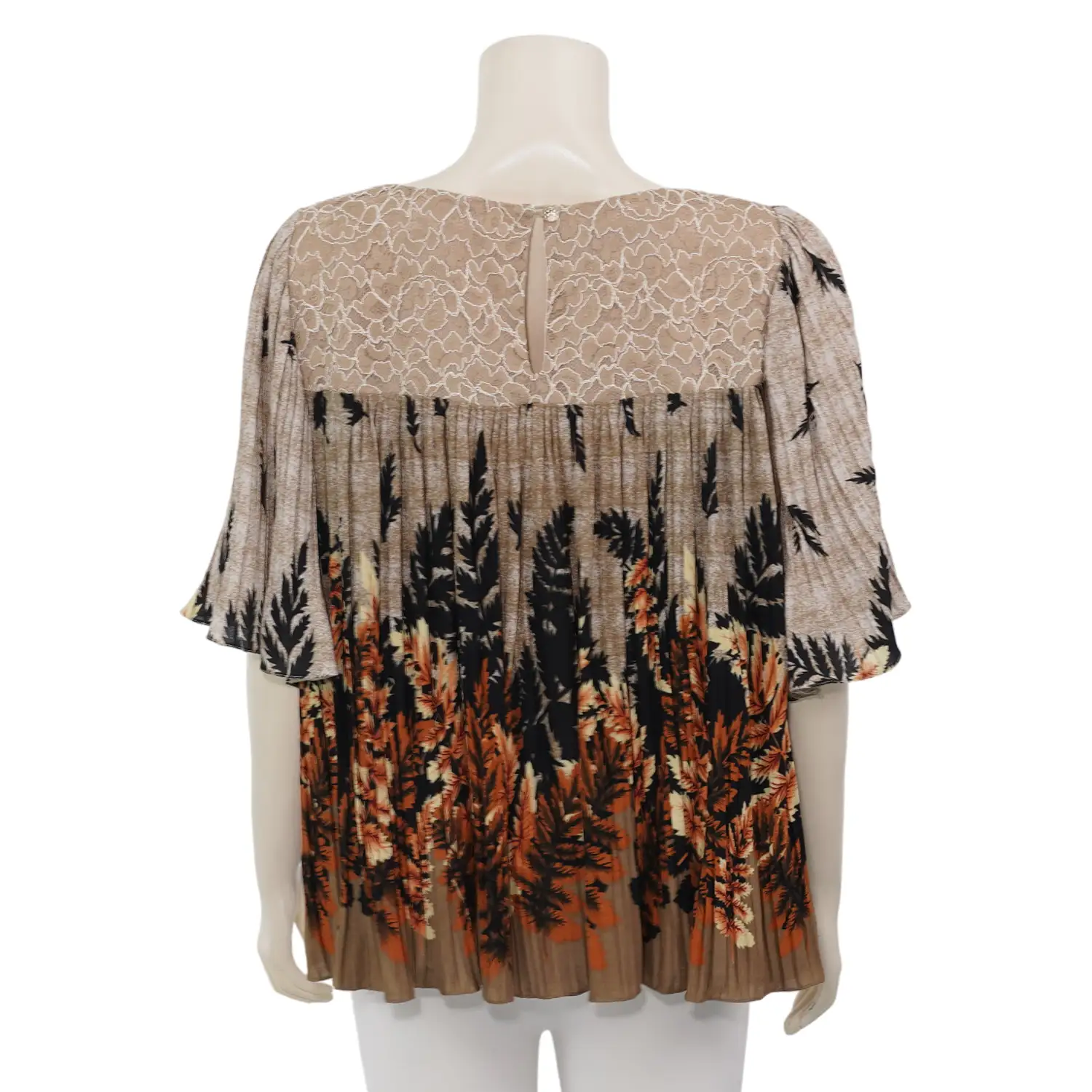 อะมิร่า เสื้อเบลาส์คอกลม แขนระบาย ผ้าพลีทเรยอน - Image 3